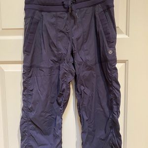 Lululemon Dance Studio crops.